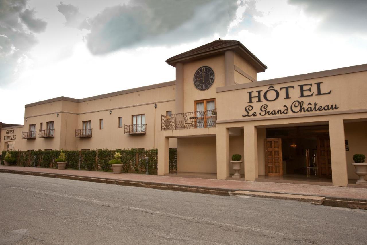 Le Grand Chateau Hotel Parys Eksteriør billede