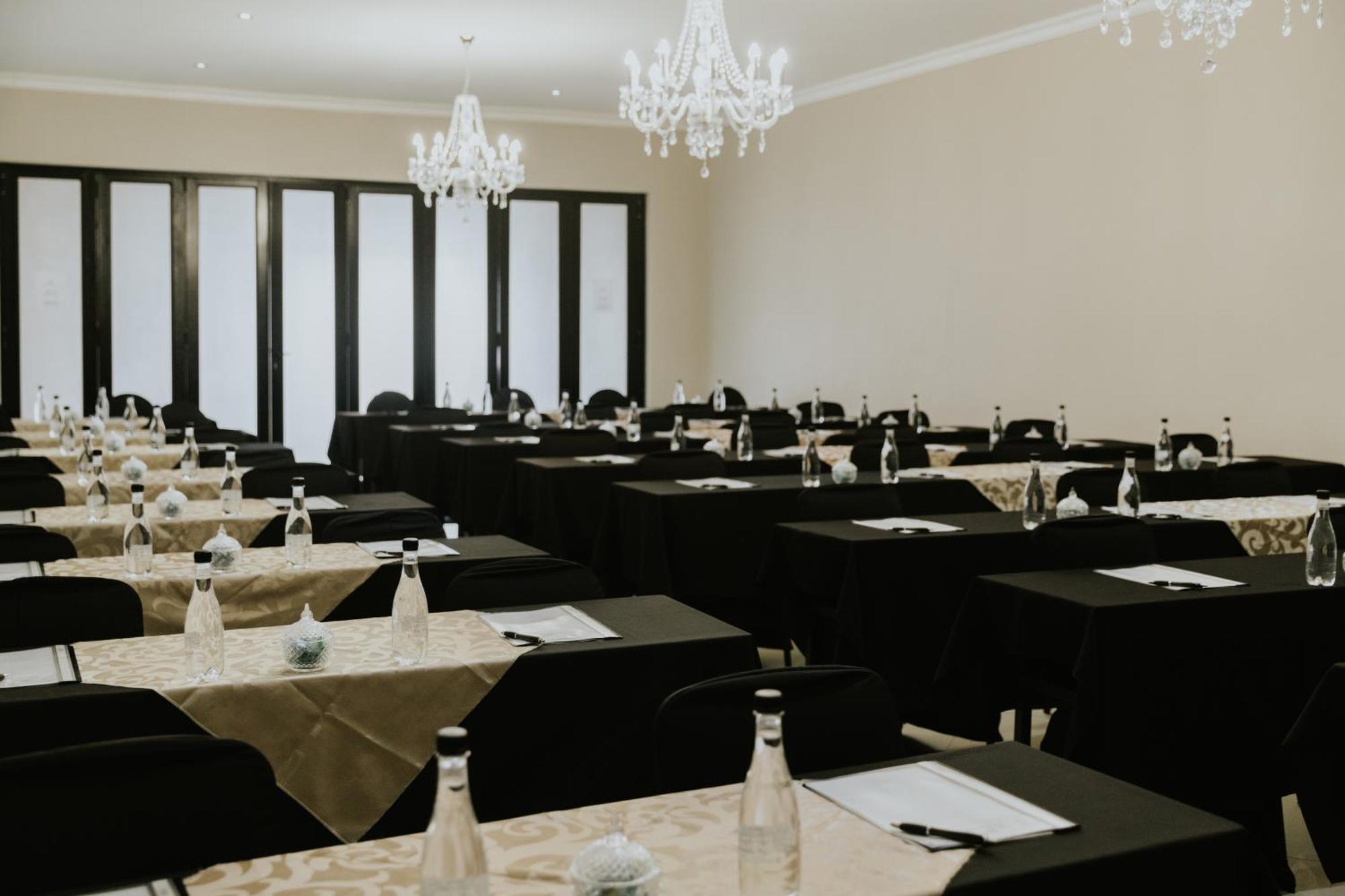 Le Grand Chateau Hotel Parys Eksteriør billede